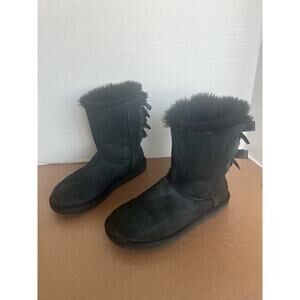 UGG Bailey 2954 Black Suede Bow II Shearling Mid Calf Water-Repellent Boots Sz 6